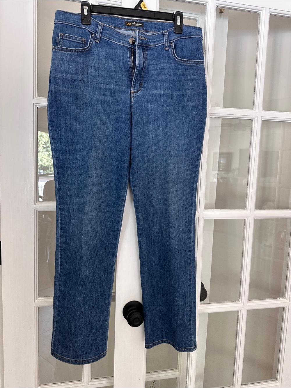 Lee Mid-Blue Straight-Leg Women's Jeans